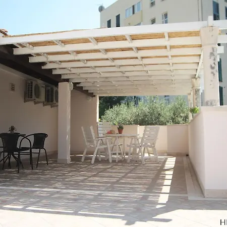 Apartamento Chermesinus A57 *